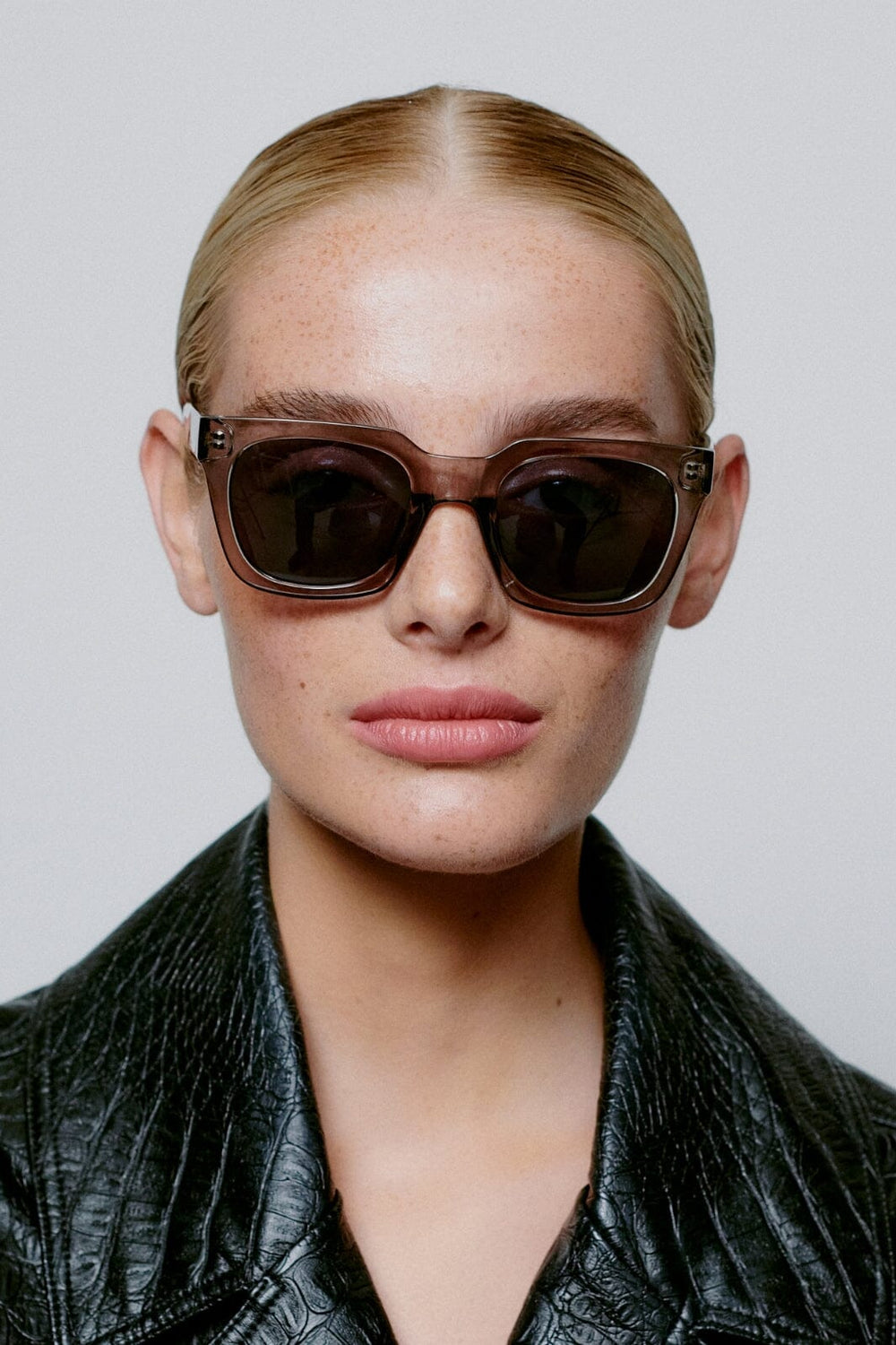 A. Kjærbede - Nancy - Grey Transparent Solbriller 
