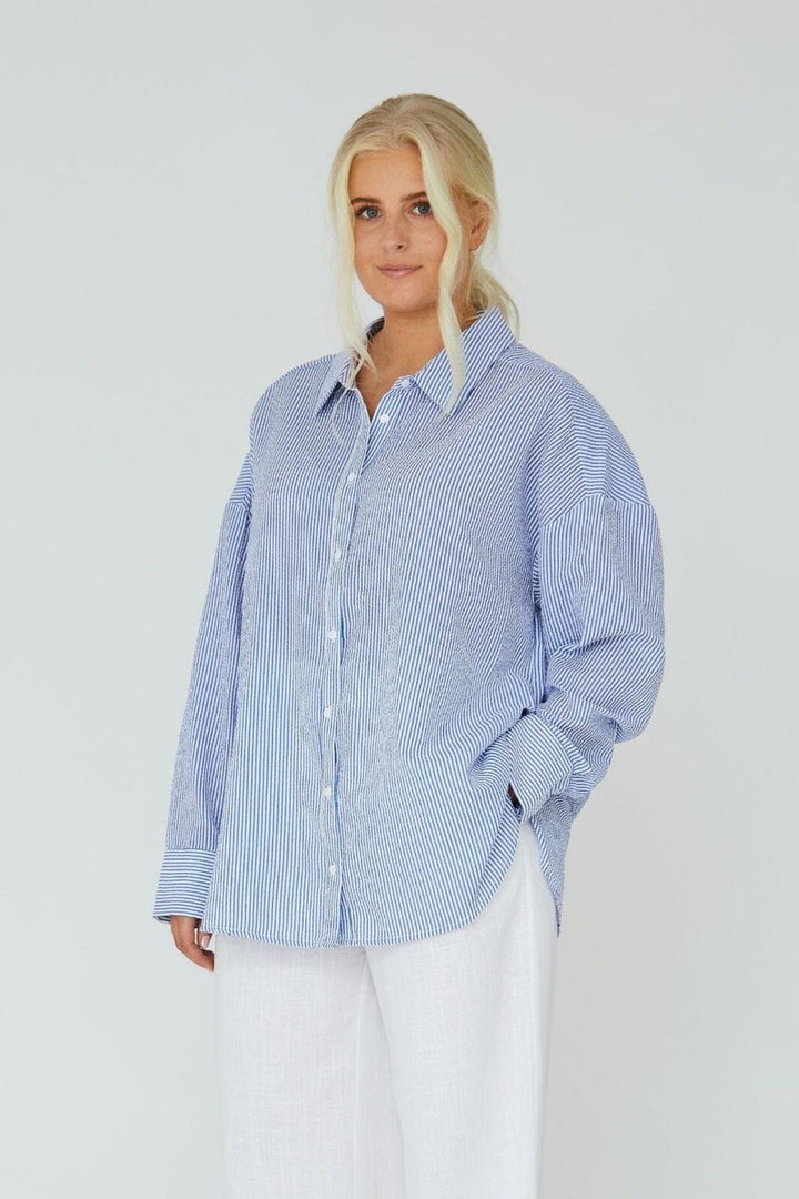 A-View - Sonja Shirt - 687 Navy/White Skjorter