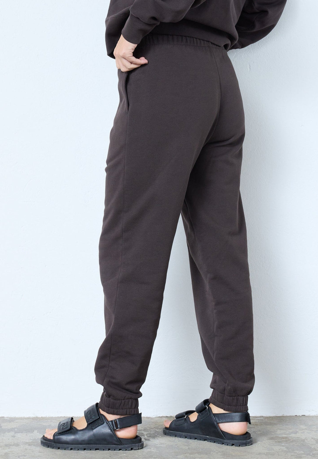 Co´Couture - Eriscc Sweatpant 41092 - 145 - Dark Brown Bukser