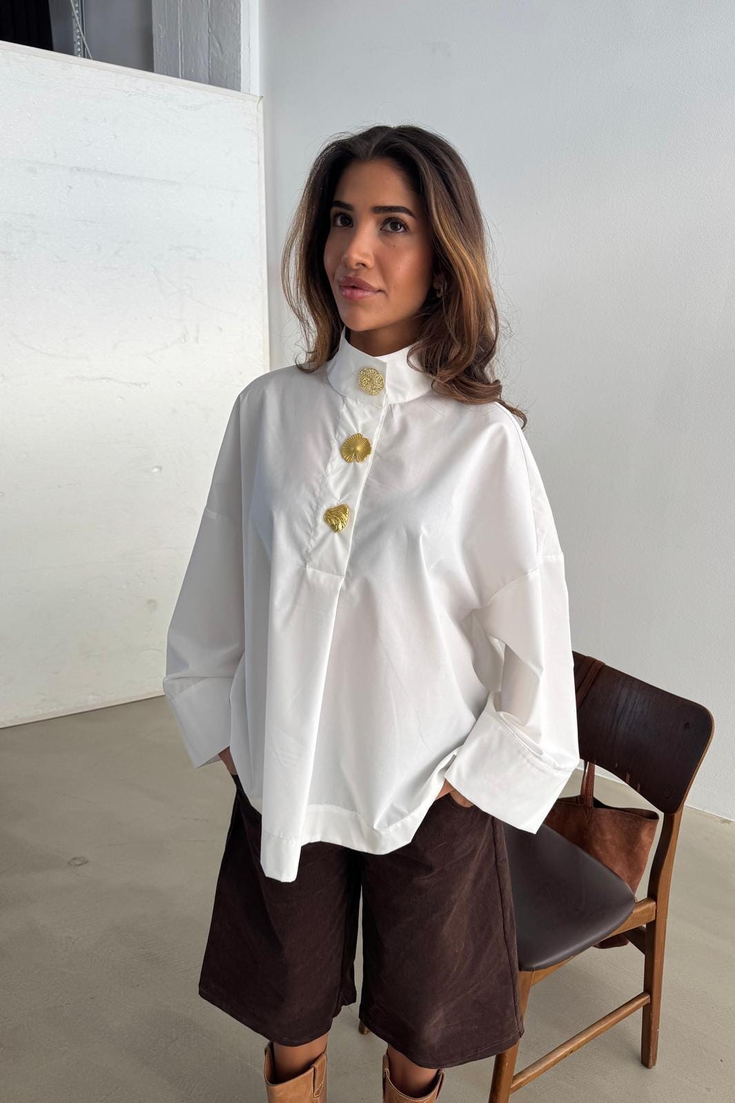 Continue - Klara Flower Emb 15130 - White main image 1