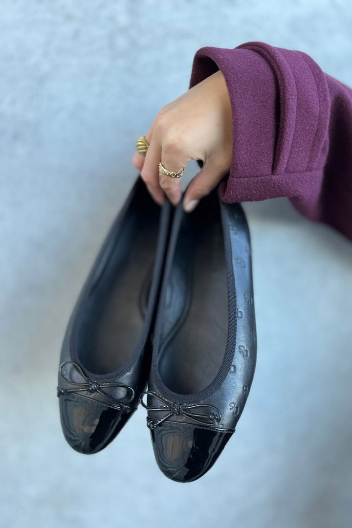 Copenhagen Shoes - My Own Ballerinas - 2400 Black (Logo) Ballerinaer