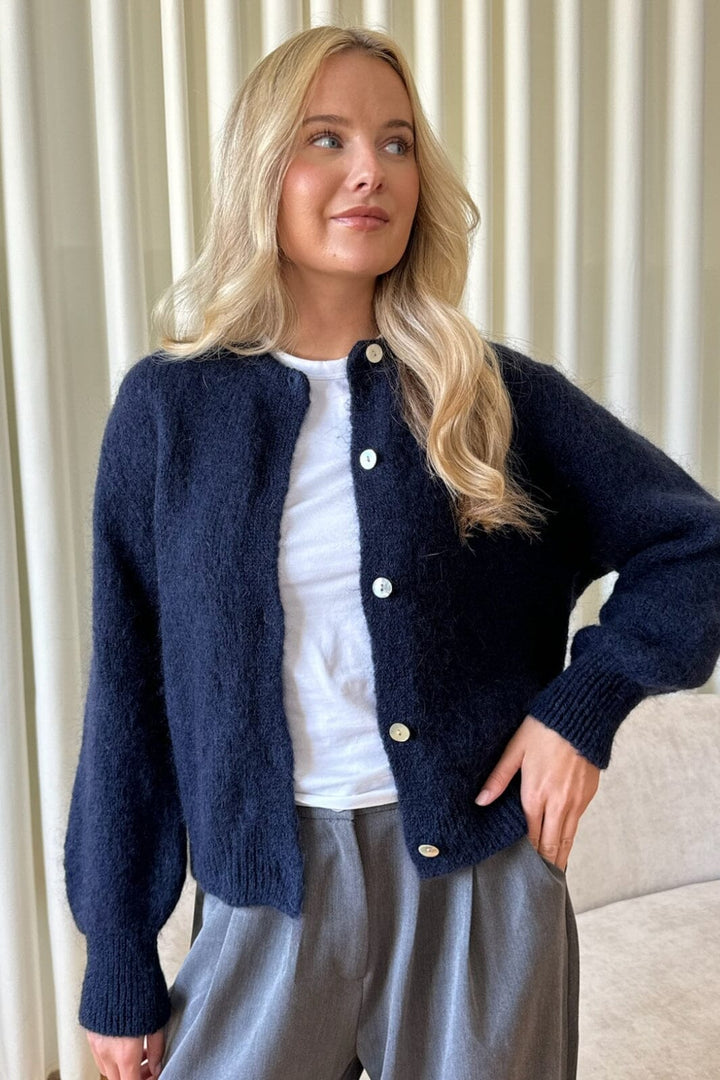 Forudbestilling - BYIC - Idaic Cardigan - navy Navy Cardigans