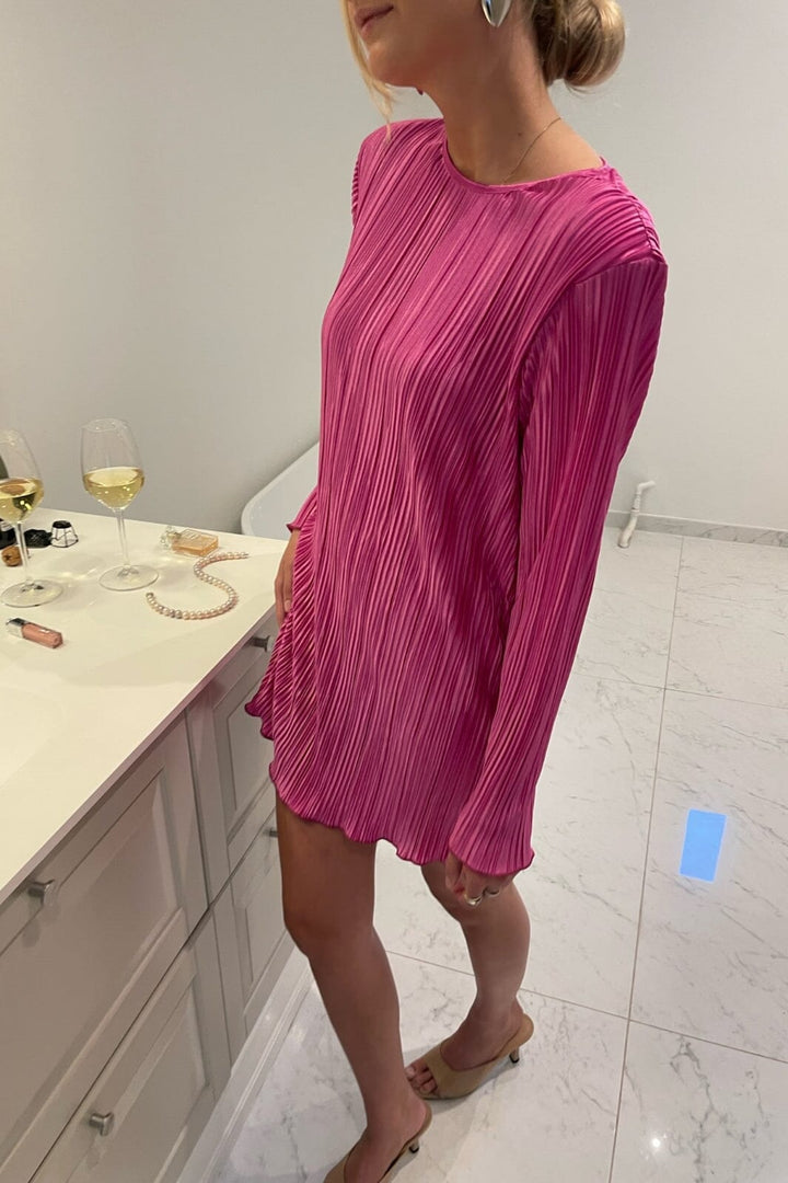 Forudbestilling - BYIC - Kellyic Plissé Dress - Fuchsia Pink Kjoler 