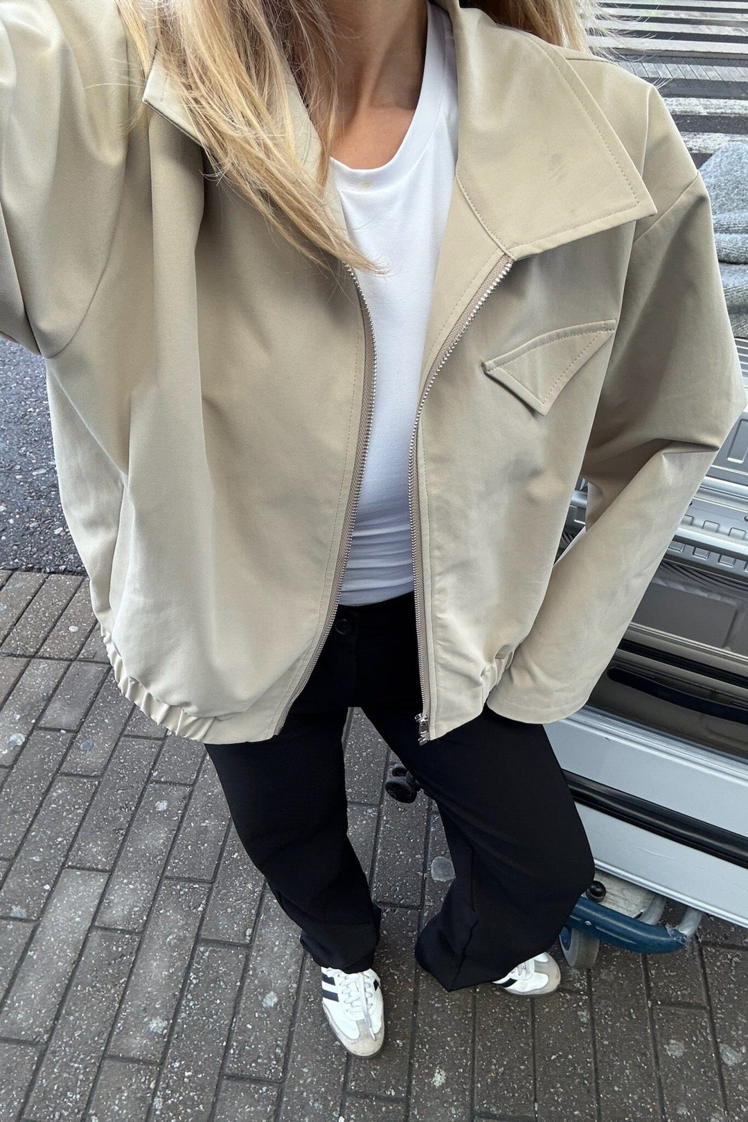 Forudbestilling - BYIC - Sarahic Short Jacket A23725 - Beige Jakker