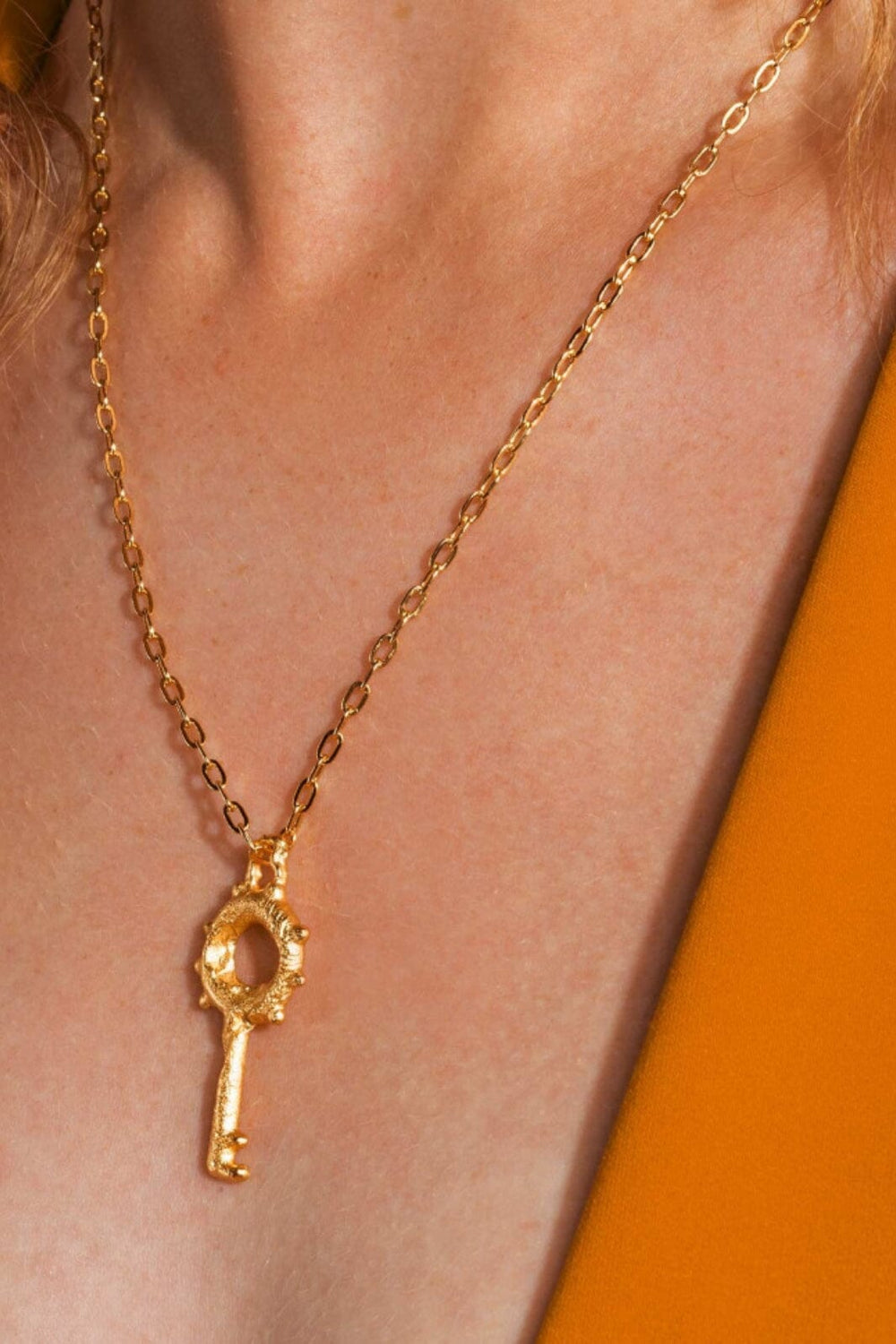 Forudbestilling - House Of Vincent - Trick Charm Pendant - Gilded Accessories