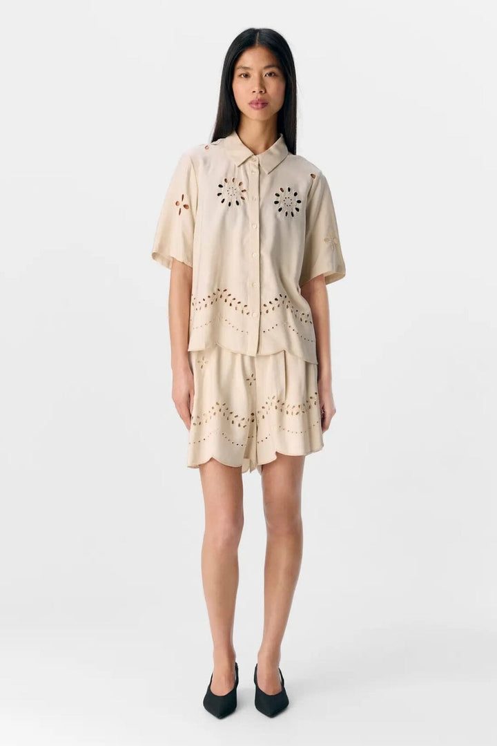 Forudbestilling - Object - Objnoelle Re S/S Shirt 138 - 4731870 Sandshell