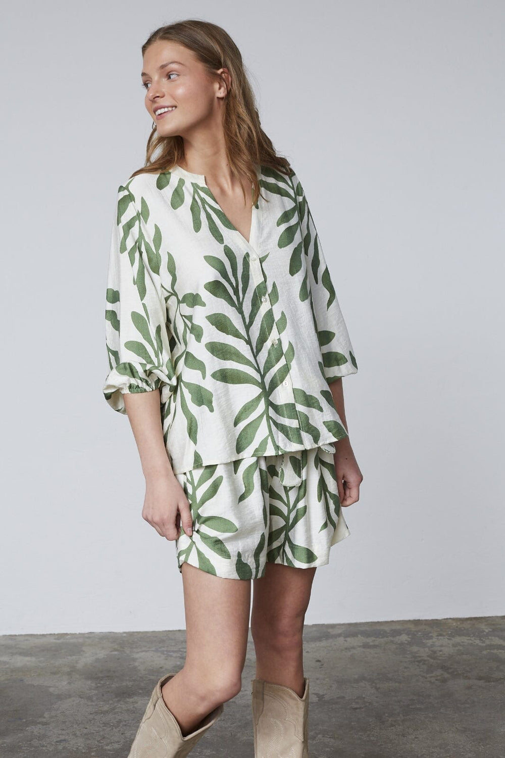 Sisters Point - Viaba-Sh2 18578 - 804 - Cream/Khaki