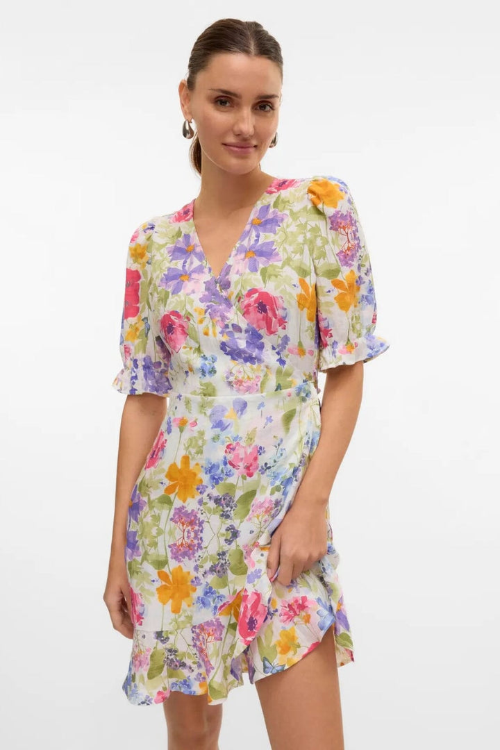 Vero Moda - Vmflora 2/4 Wrap Short Dress - 4887993 Bright White Multi Flower
