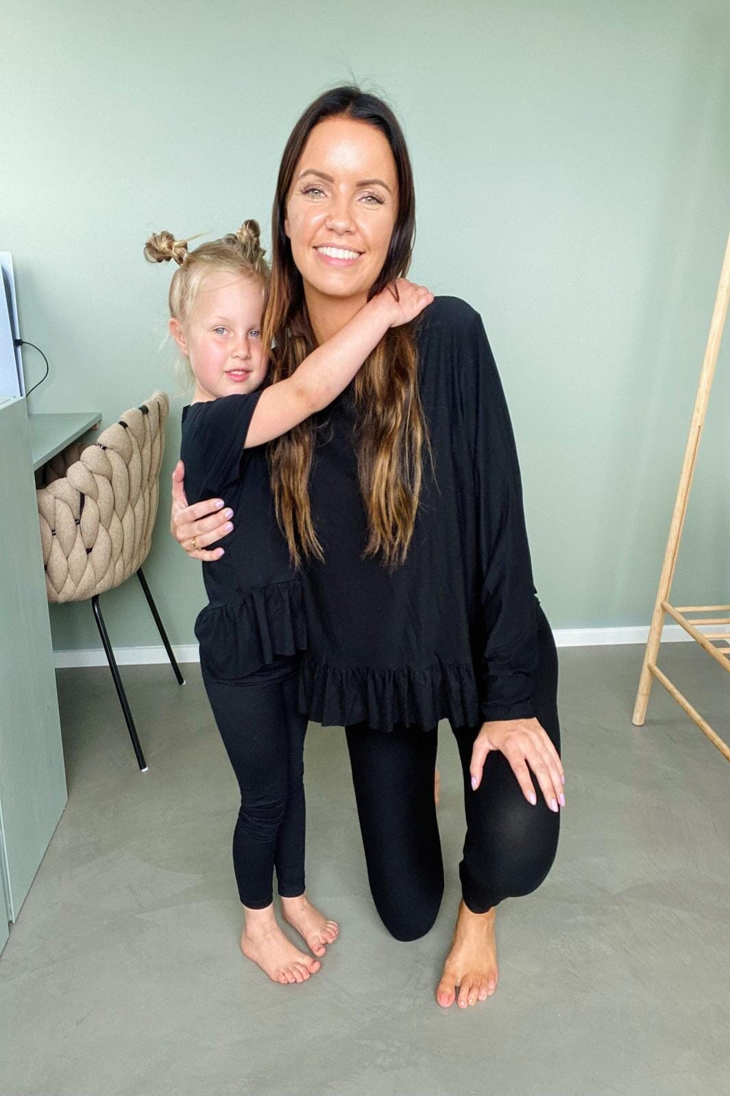 LIBERTÈ - Alma LS Frill T-shirt - Black Bluser