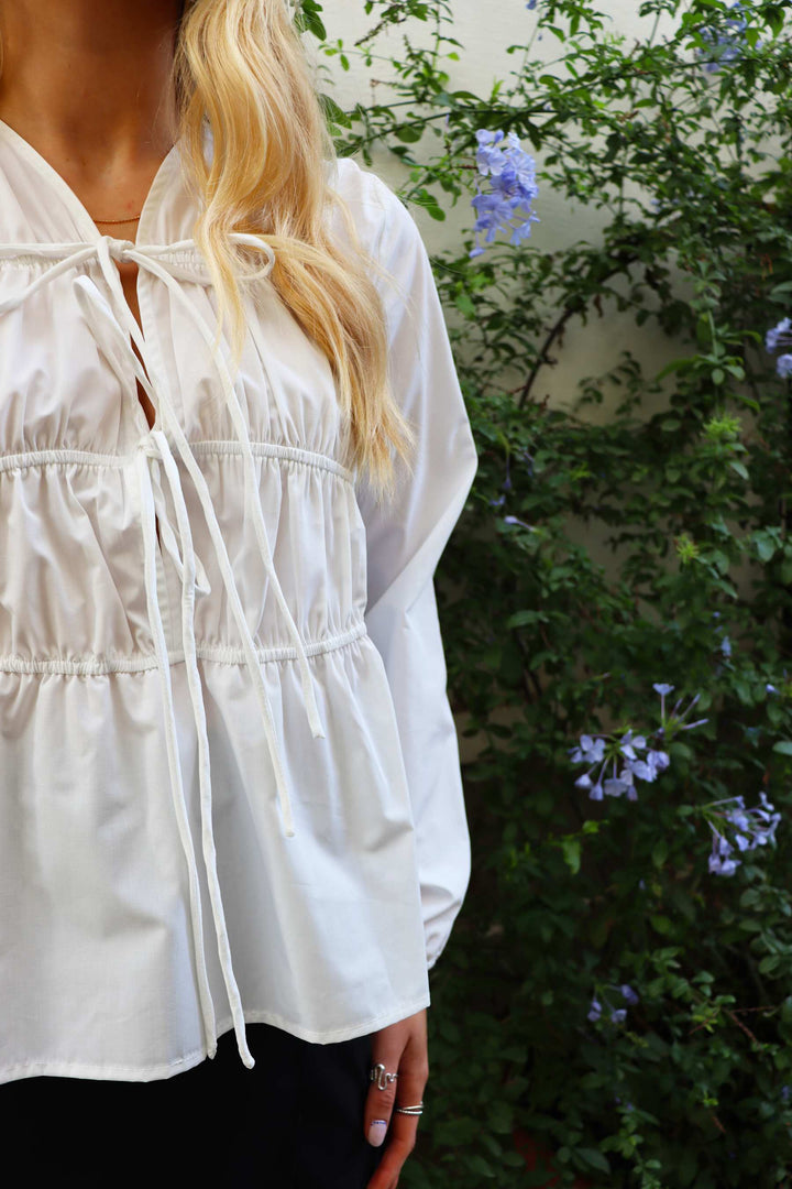 Liberte - Jane-Ls-Tie-Blouse 22150 - White Bluser