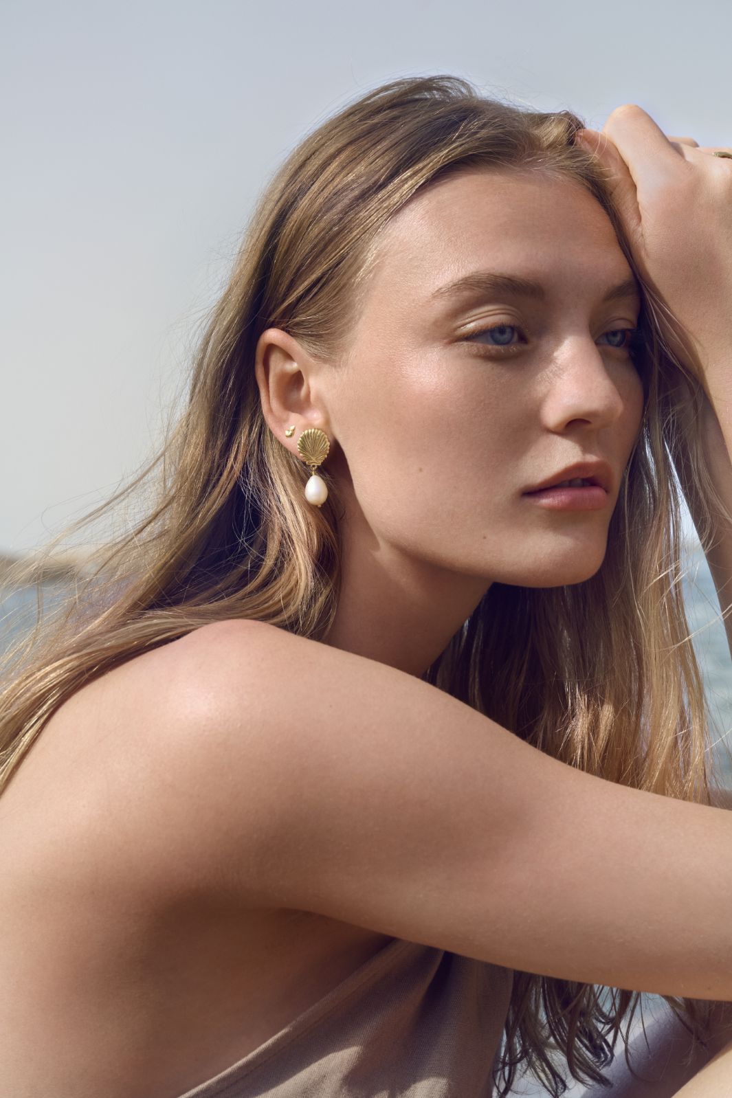 Maanesten - Venus Earrings - 9995a | Guld | Skaldform