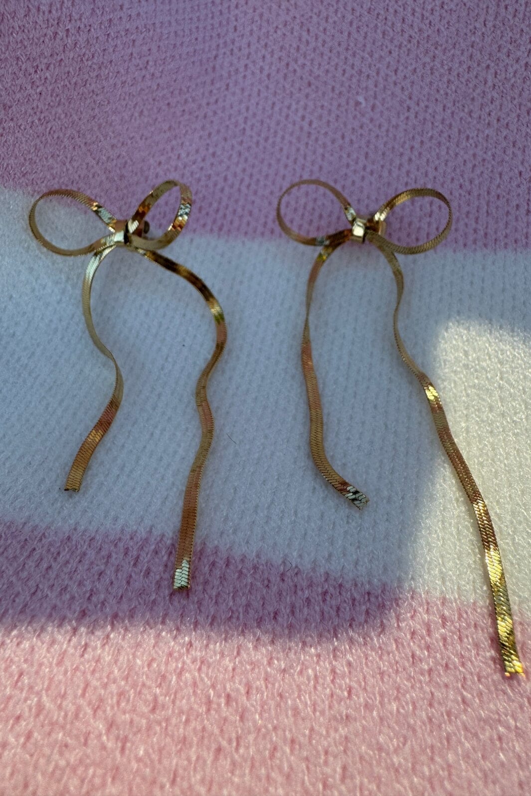 Mellow Moon - Amalie Bow Earring E0991228 - Forgyldt Øreringe