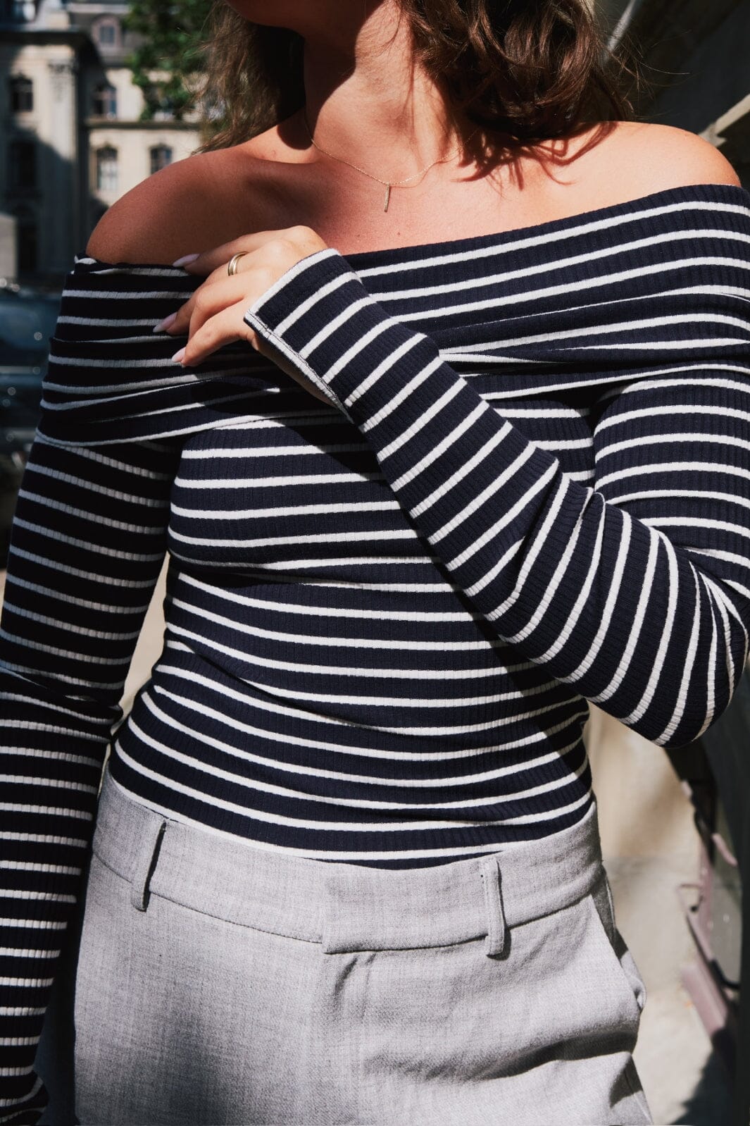 Neo Noir - Lessy Stripe Blouse - Dark Navy Bluser