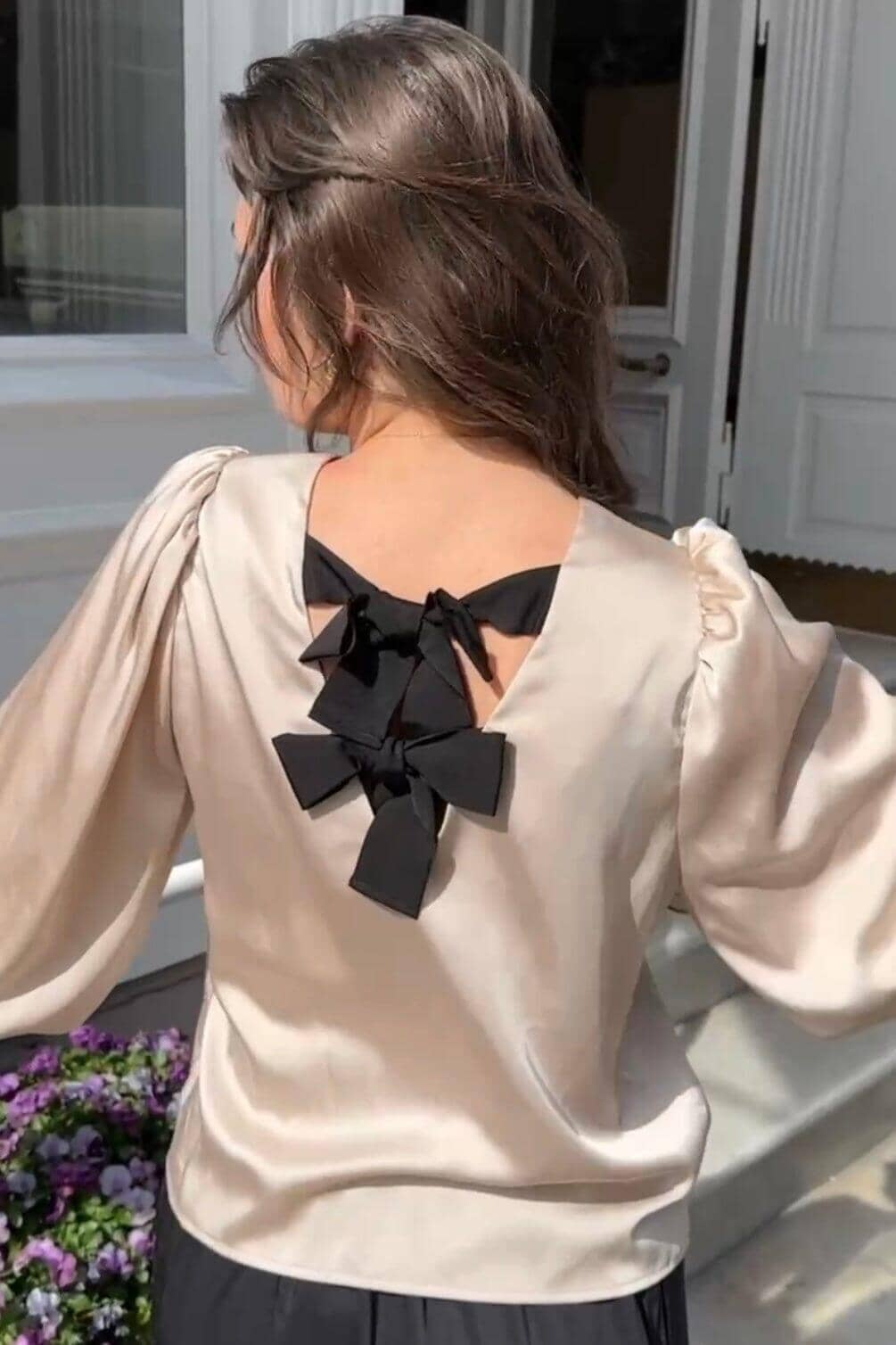Neo Noir - Lorraine Soft Satin Blouse - Champagne
