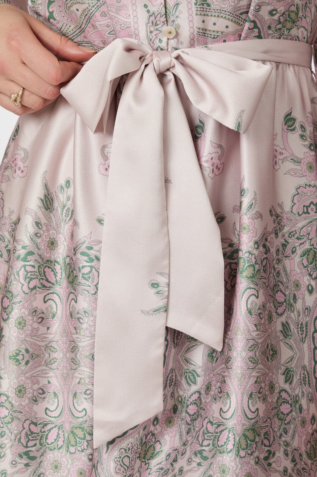 Neo Noir - Nova Paisley Border Dress 160958 - 165 - Rose