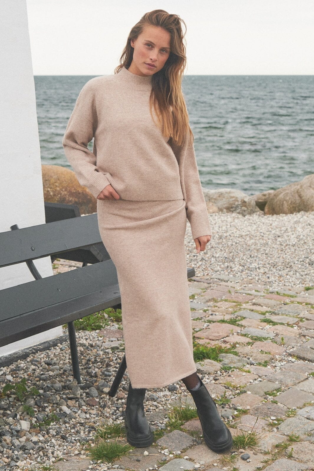 Neo Noir - Paulina Knit Blouse - Sand Melange Strikbluser