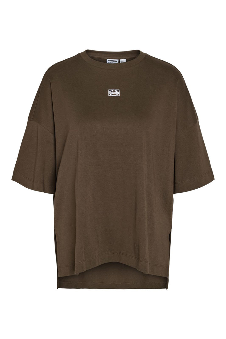 Noisy May - Nmkim S/S Slit T-Shrt Fwd - 5056308 Chocolate Brown White Emb