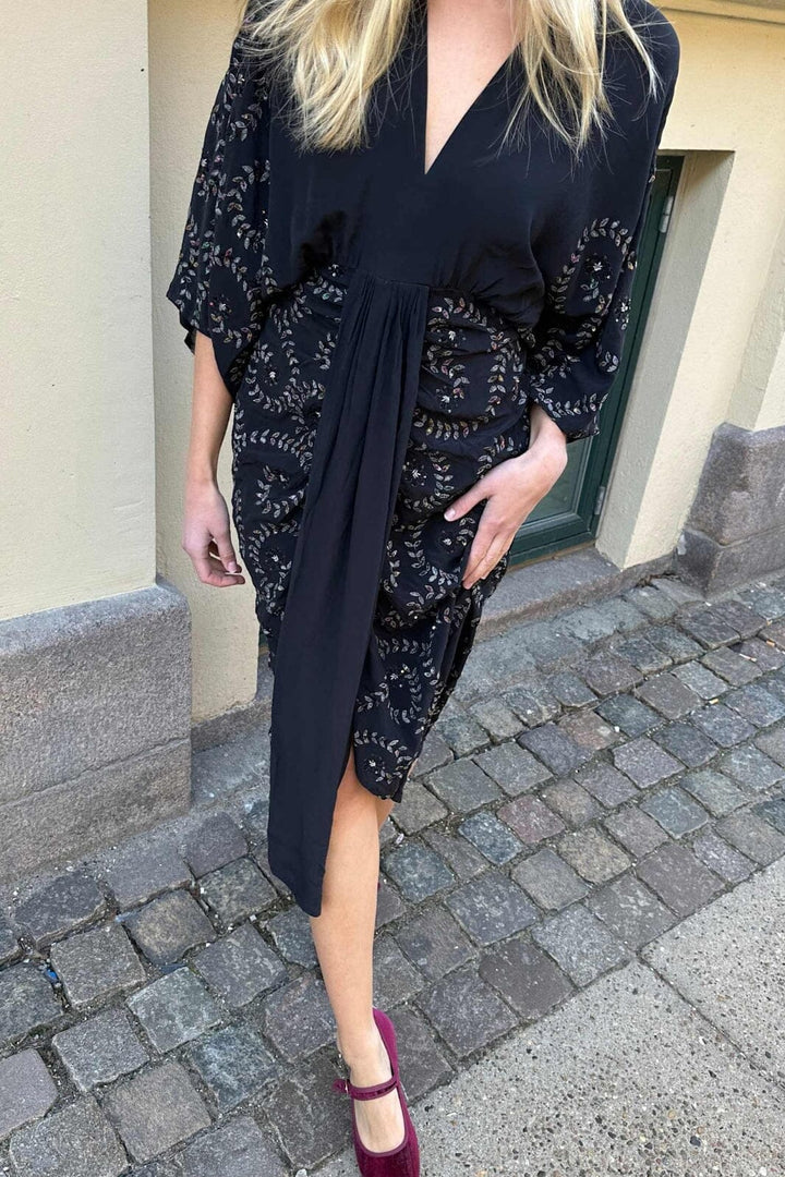 Sissel Edelbo - Juno SILK Dress SE 1717 - Sparkling Black