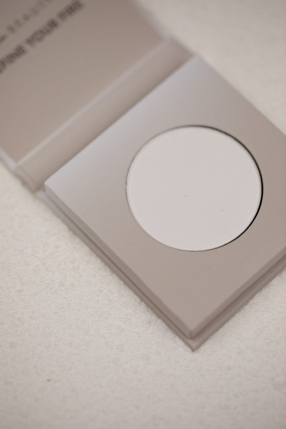 Valentin Beautyline - Ultimate Flawless - Finish Powder Pudder