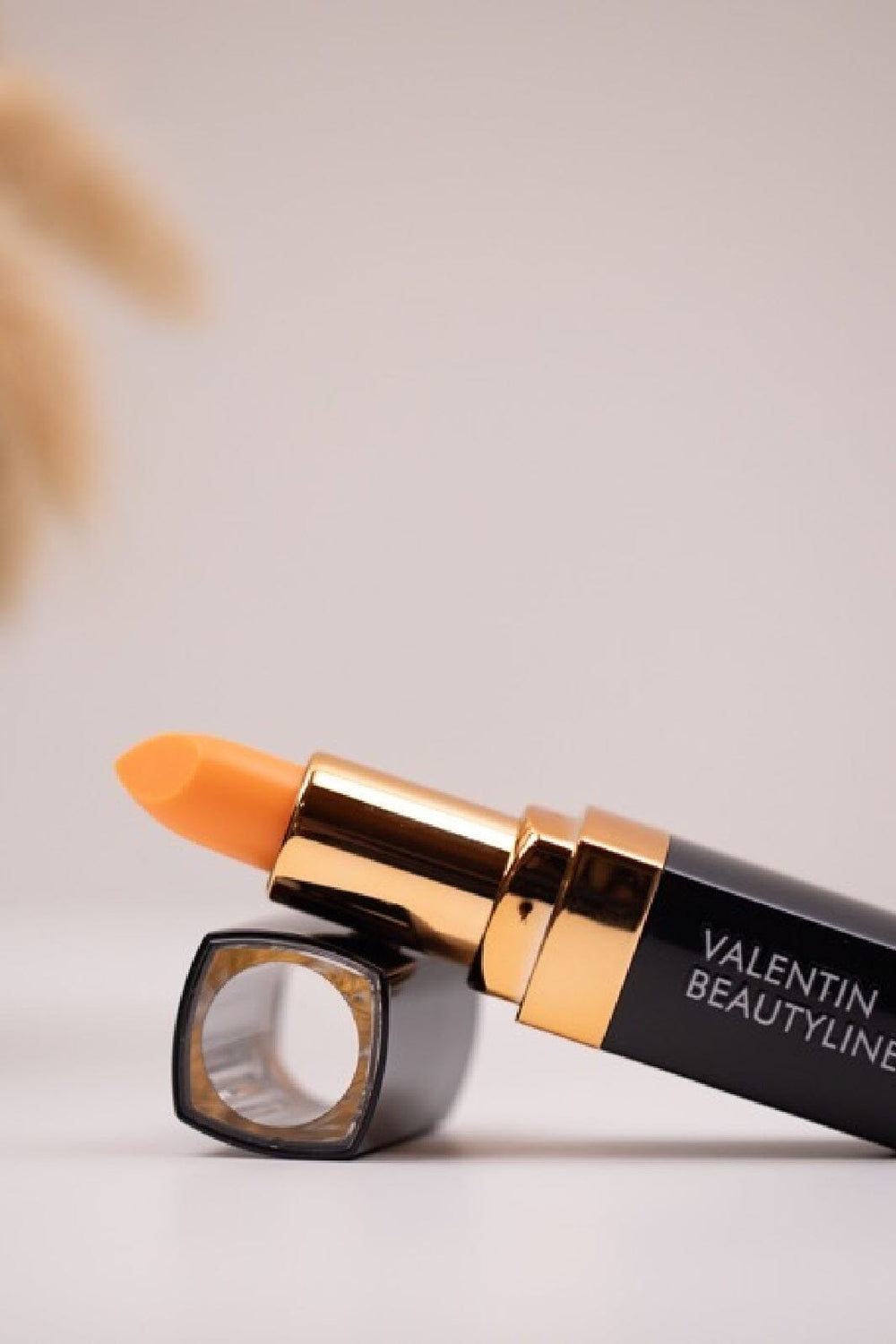 Forudbestilling - Valentin Beautyline - Magic Lipstick Læbestift