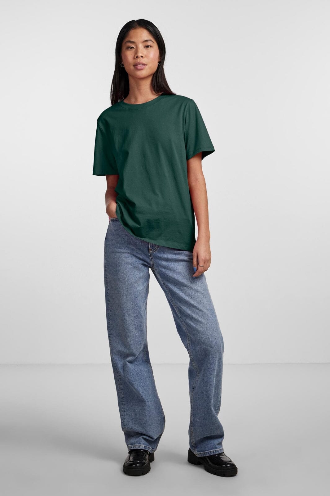 Pieces - Pcria Ss Solid Tee - 4280166 Trekking Green T-shirts