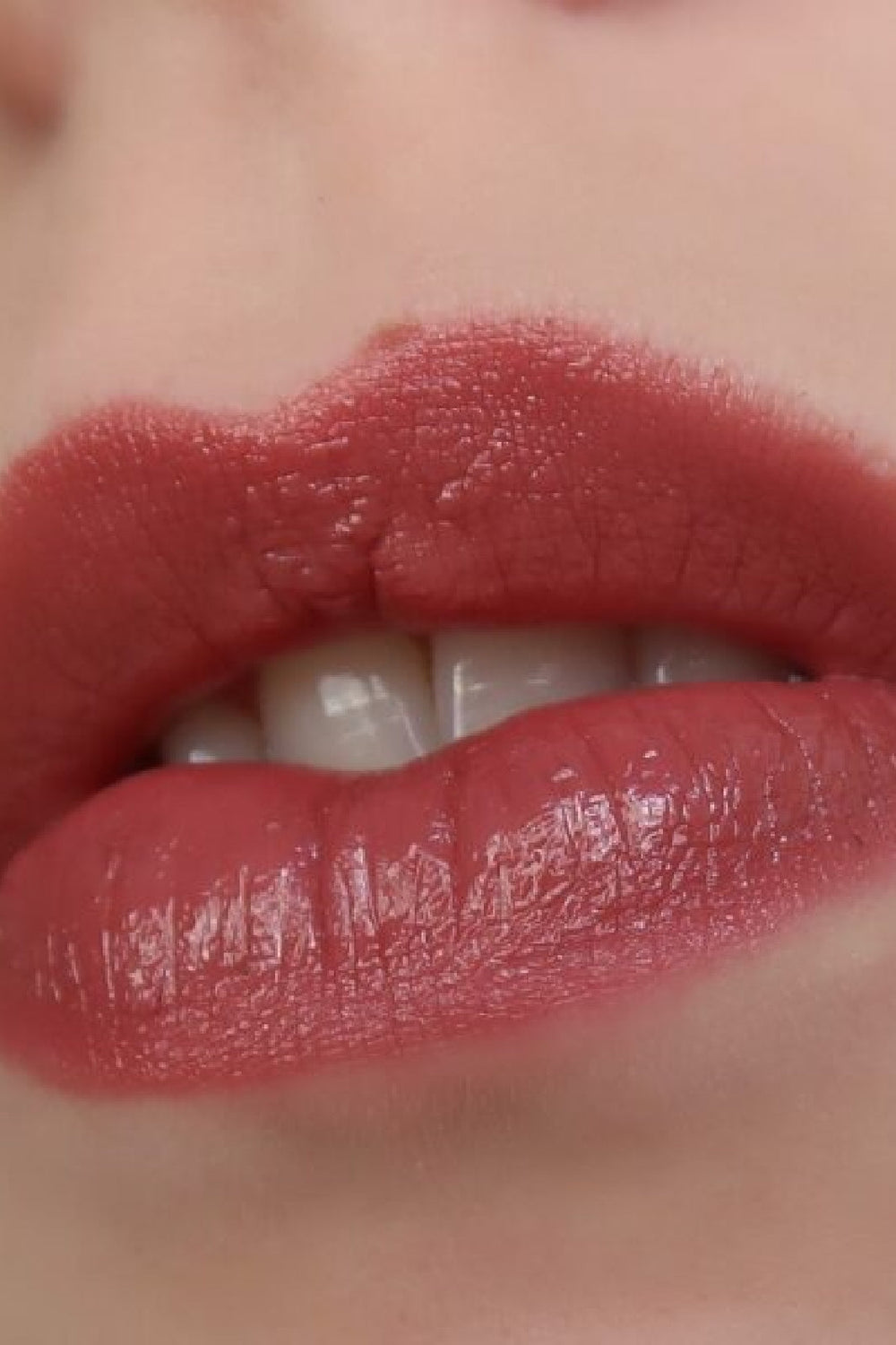 Sandstone - Intense Care Lipstick - 46 Naked Lips Makeup