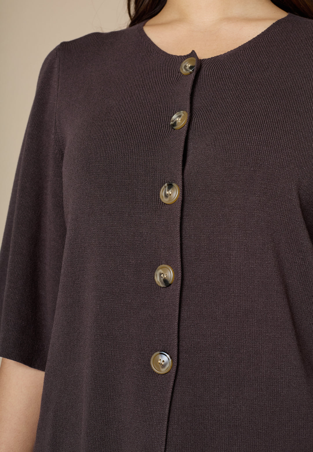 Love & Divine - Love1490 19567 - 222 - D. Chocolate