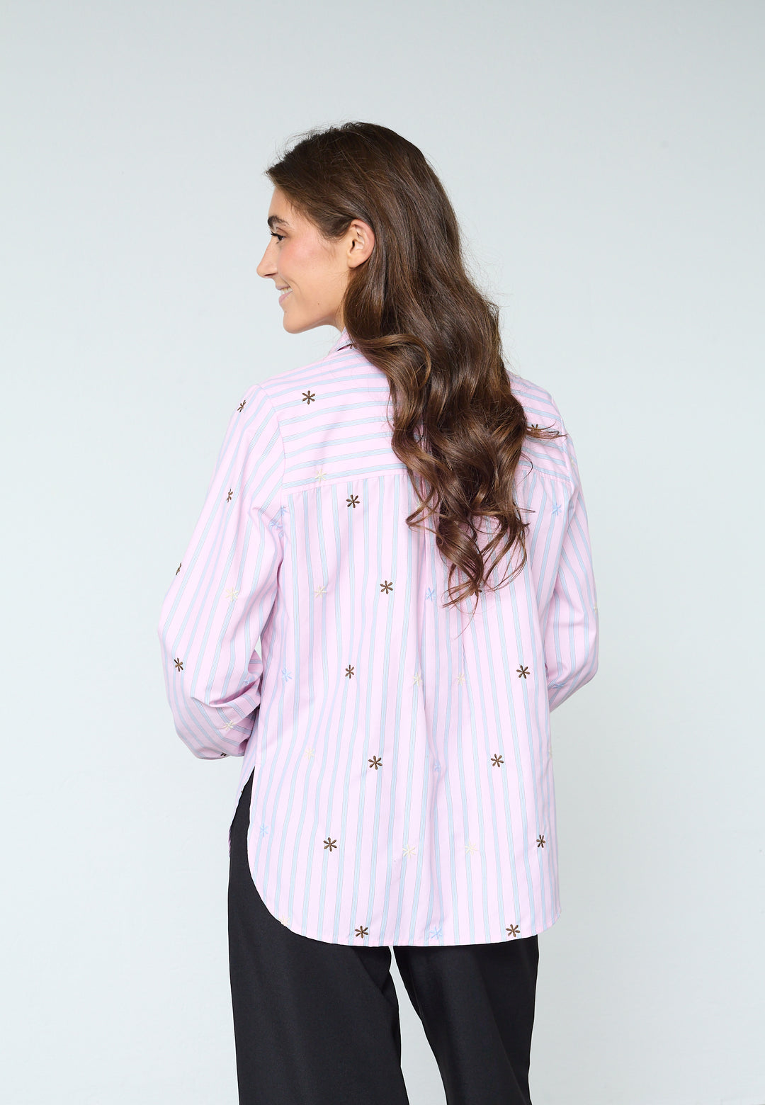 Sisters Point - Istea-Sh6 19645 - 833 - Bloom Stripes