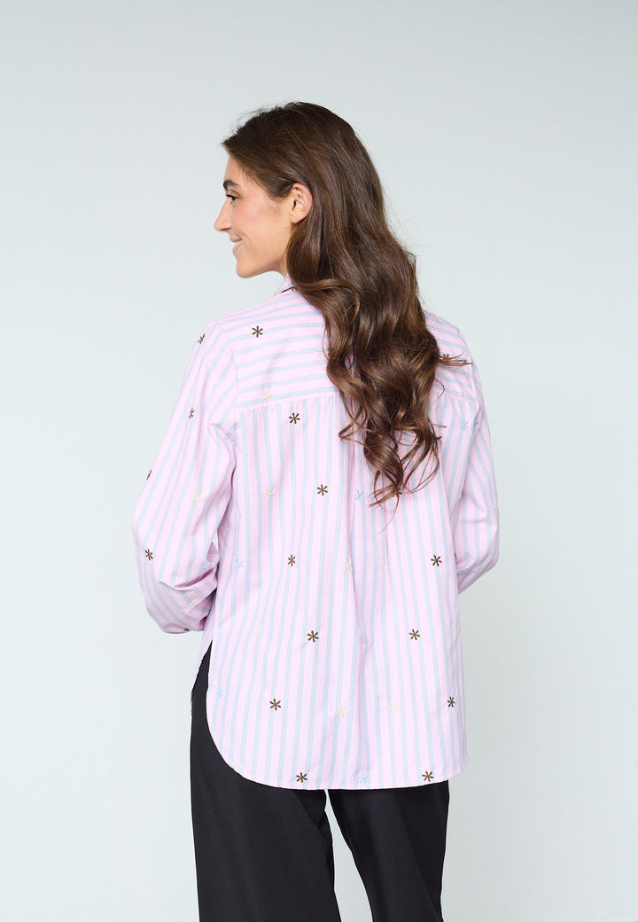 Sisters Point - Istea-Sh6 19645 - 833 - Bloom Stripes