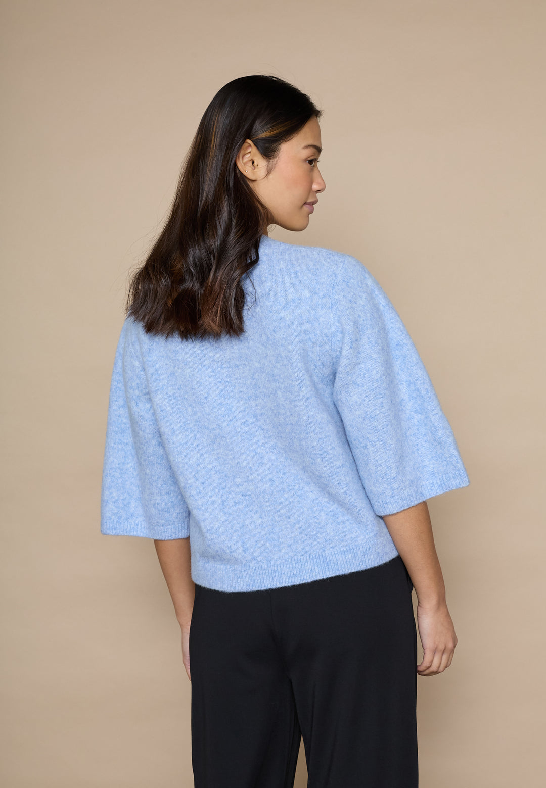 Love & Divine - Love1508 19659 - 410 - L.Blue Mel.