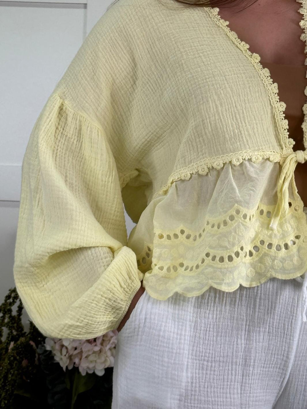 A-bee - Jenny Shirt - Light yellow Bluser 