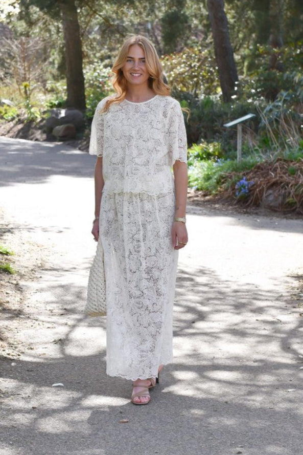 A-View - Lacia Blouse AV7042 - 005 - Off White Bluser 