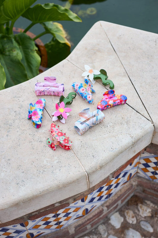 Black Colour - Bcdakota Flower Hair Claw 6038 - Blue Multi