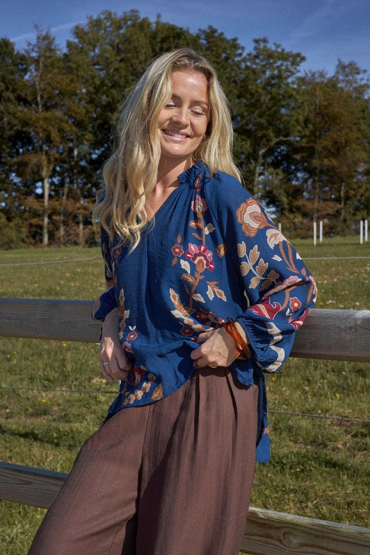 Black Colour - Bcmarigold Blouse 41024 - Dk. Blue Flower Bluser 