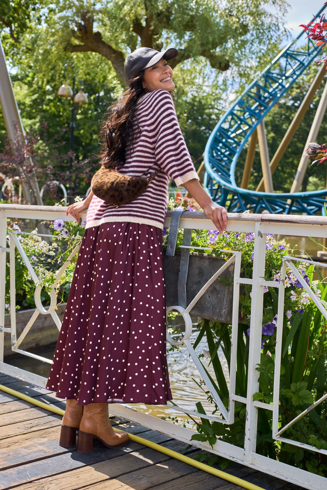 Black Colour - Valery Skirt 40975 - Plum