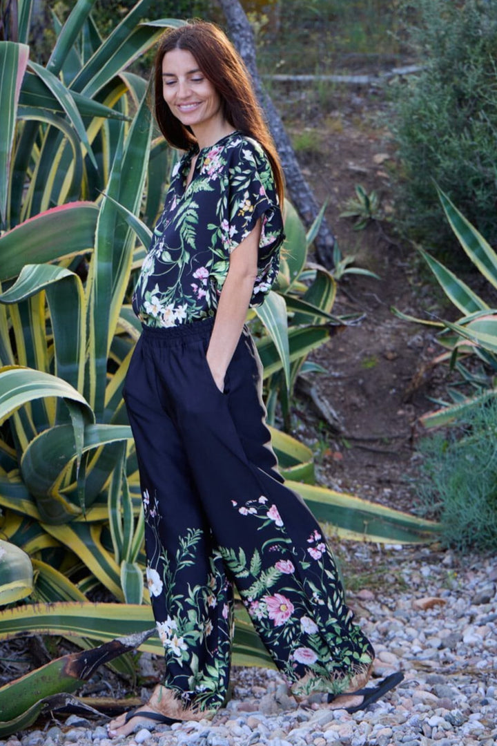 Black Colour - Bczennia Pant 40915 - Black Flower