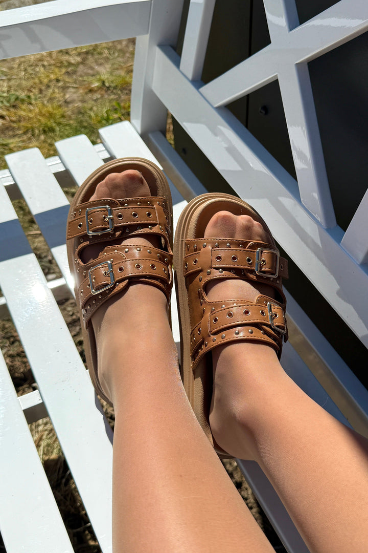 Bloom - Annika Sandaler - Camel Sandaler 