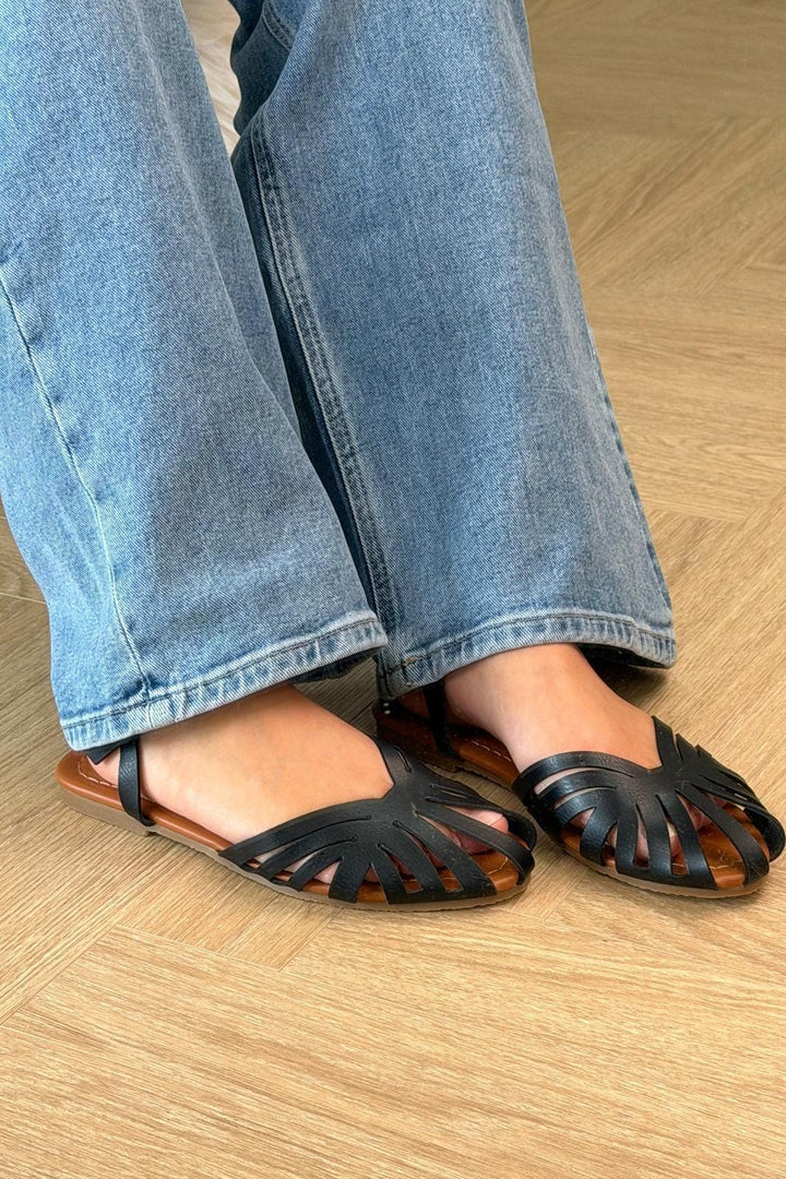 Bloom - Foxglove Ballet Flats - Black Ballerinaer 