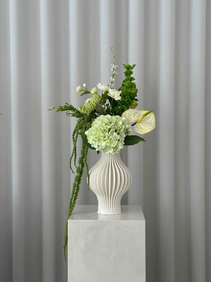 Bloom Objects - Forma Vase - Cloud - 01-211 Cloud 