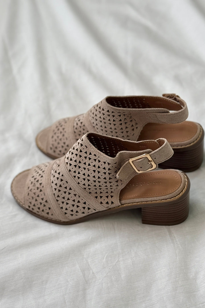 Bloom - Rina Sandaler - Beige Sandaler 