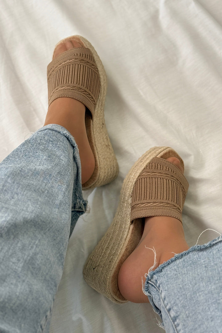 Bloom - Yliana Sandaler - Taupe Sandaler 