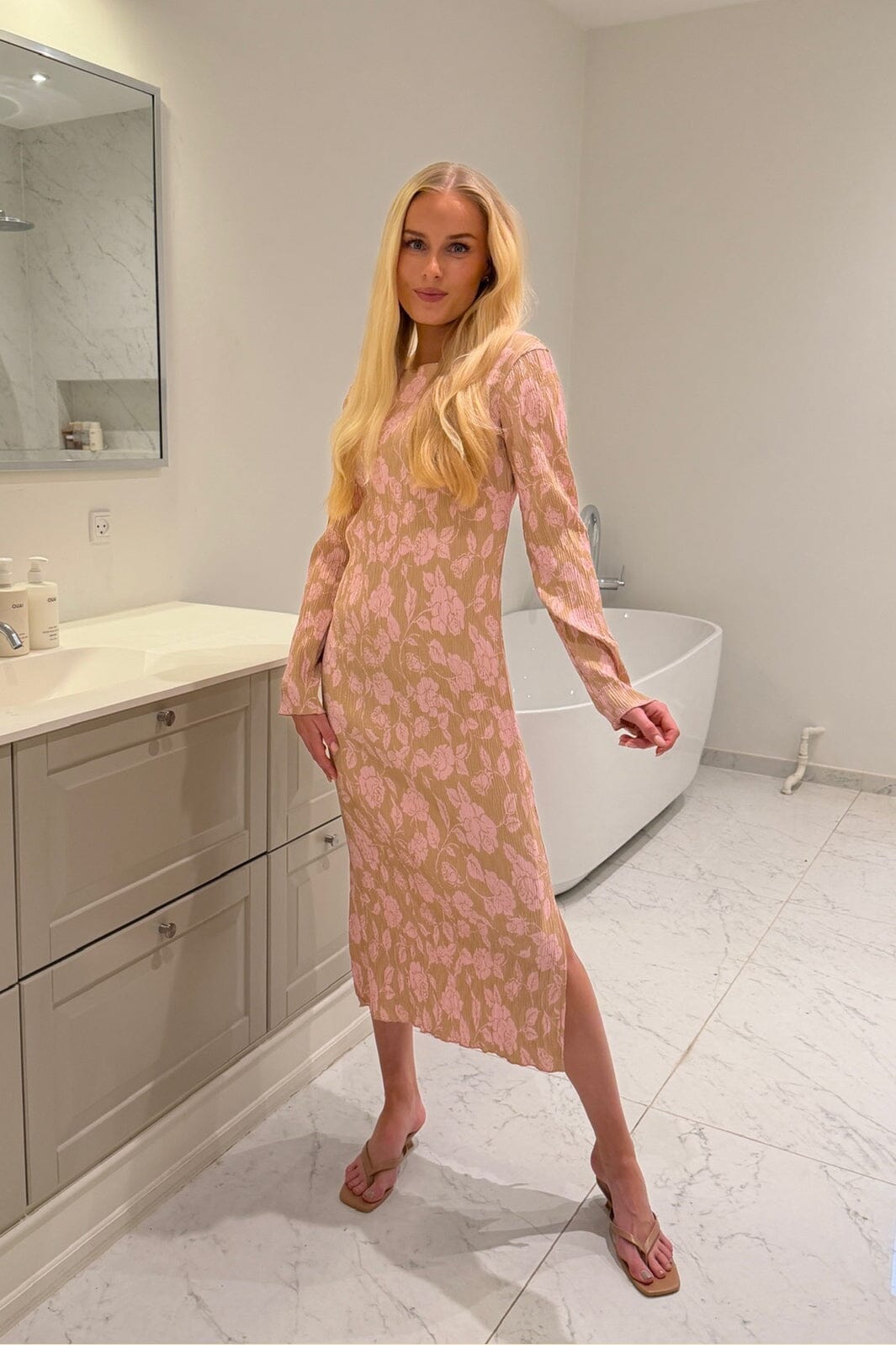 BYIC - Odaic Dress A1015 - Beige Pink Blossom