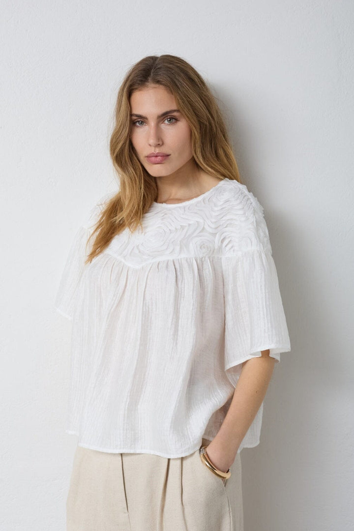 Co´Couture - Tassycc Flower Ss Blouse 45072 - 4000 - White