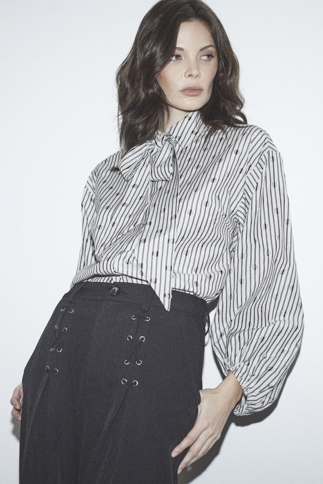 Co´Couture - Trixiecc Dot Bow Shirt 35872 - 138 - Light Grey