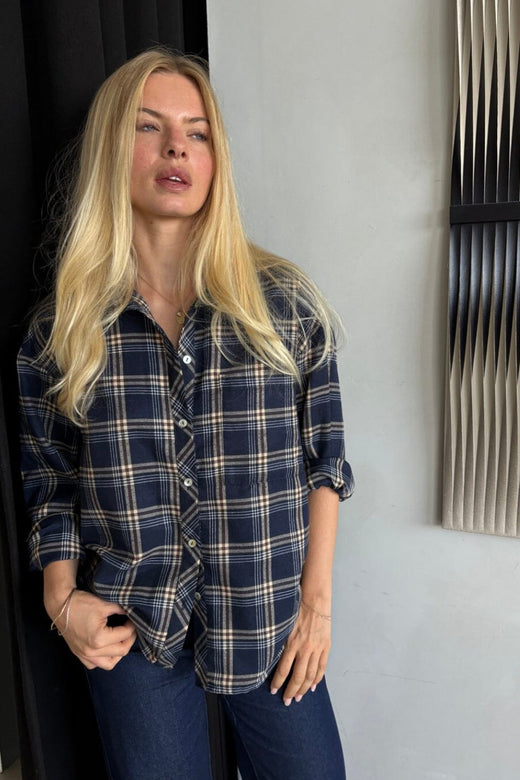 Continue - Alice Check 15348 - Navy Check