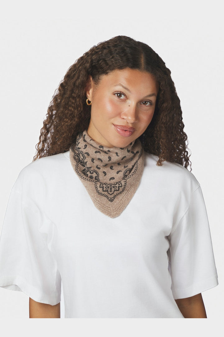 Neo Noir - Ariya Paisley Knit Scarf 171220 - 976 - Beige Melange