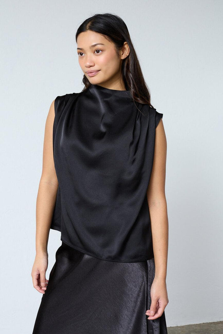 Sisters Point - Guto-Sl 19613 - 000 - Black