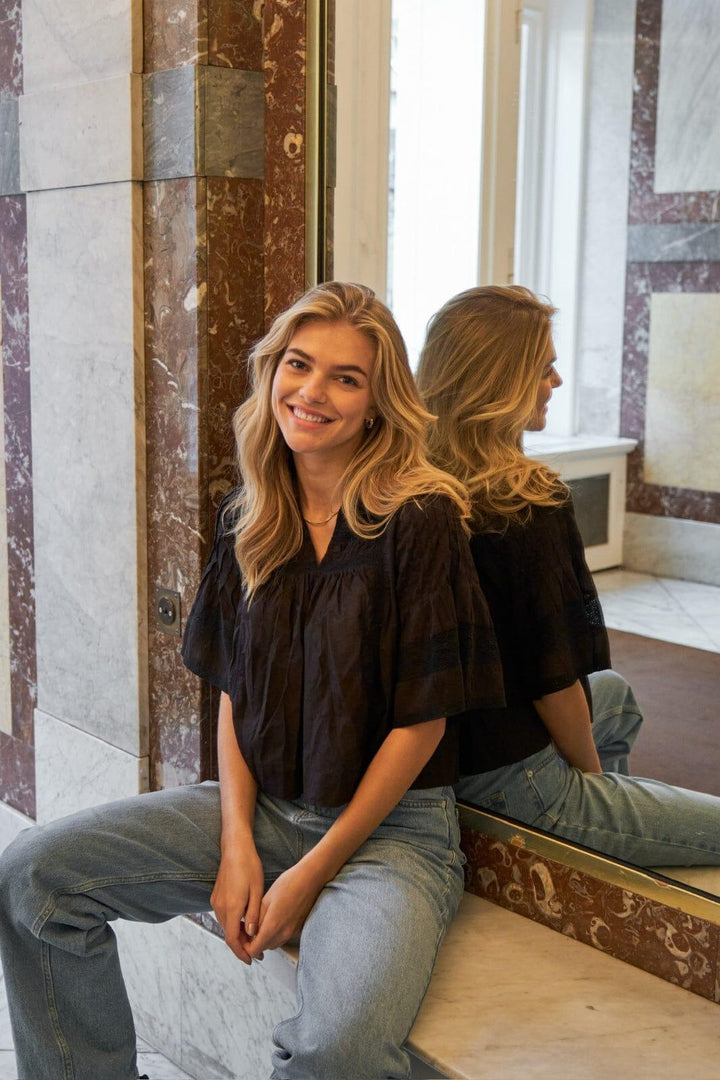 Forudbestilling - Neo Noir - Siama S Voile Blouse 164703 - 100 - Black Bluser 