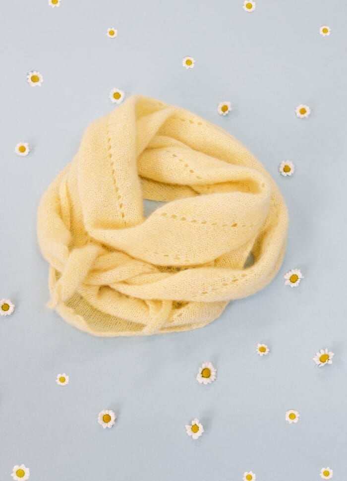 Forudbestilling - Black Colour - Bcdell Knitted Mini Scarf - Pastel Yellow Tørklæder 