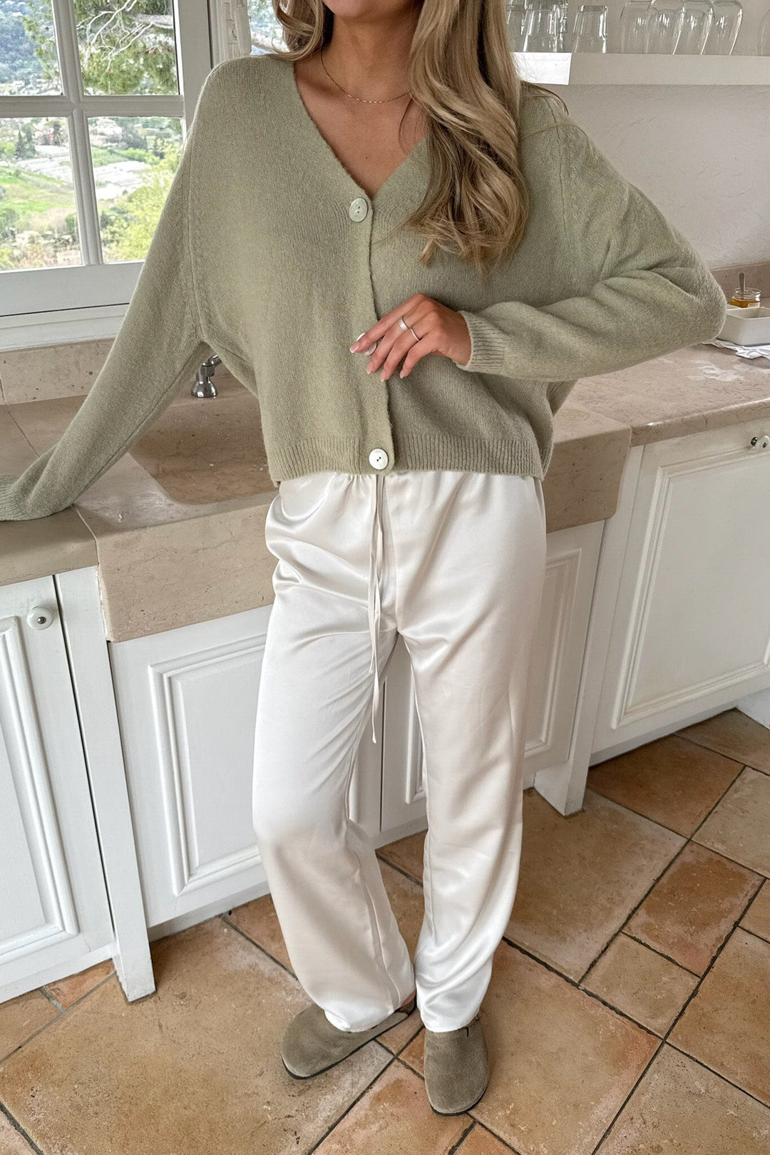 Forudbestilling - BYIC - Fieic Pants A23851 - Off White Satin Bukser 